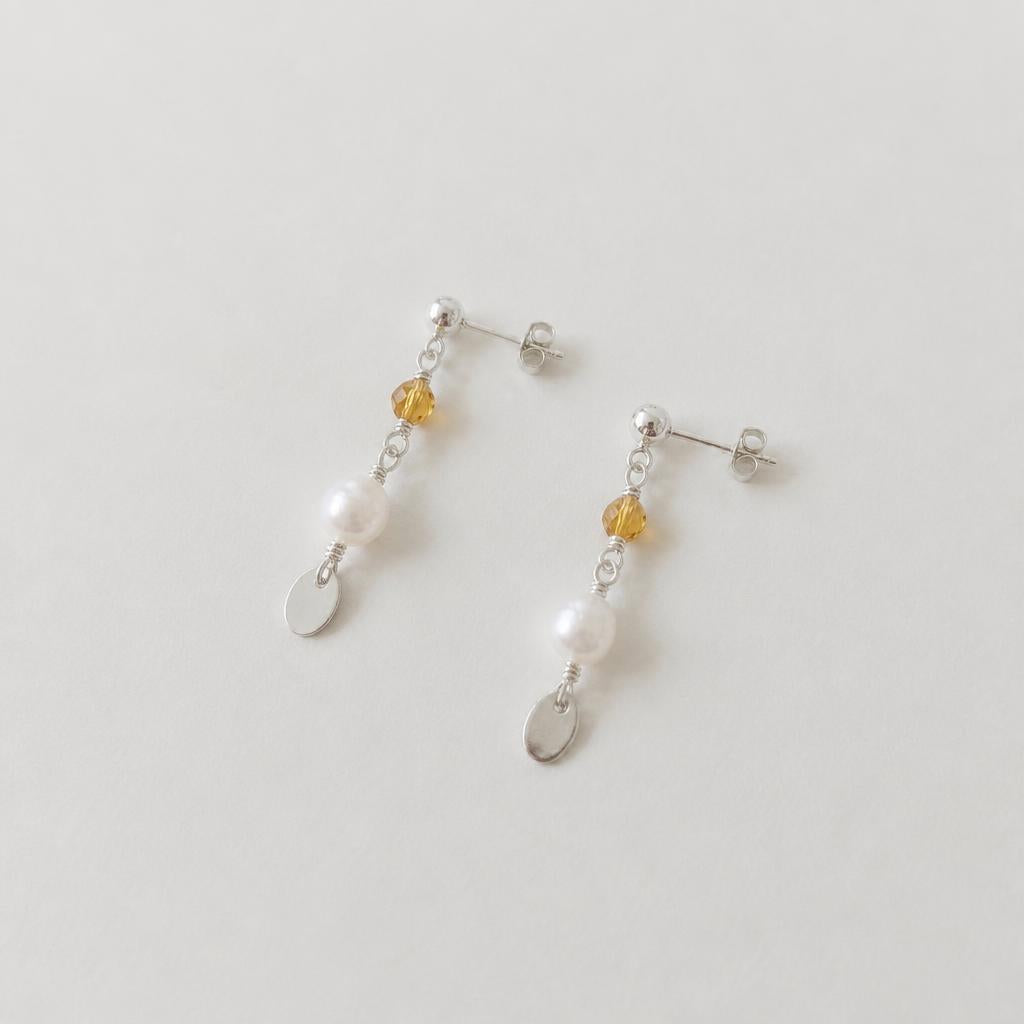 Minimal Pearl Dangles Silver