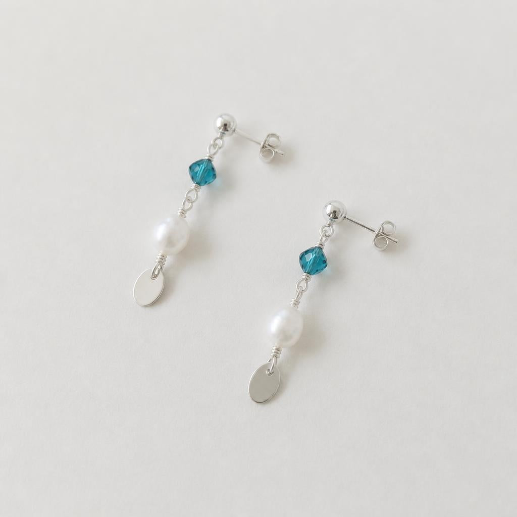 Minimal Pearl Dangles Silver