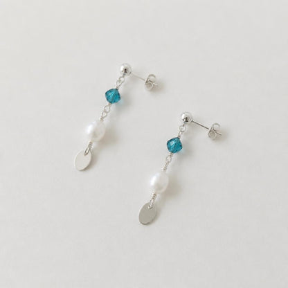 Minimal Pearl Dangles Silver