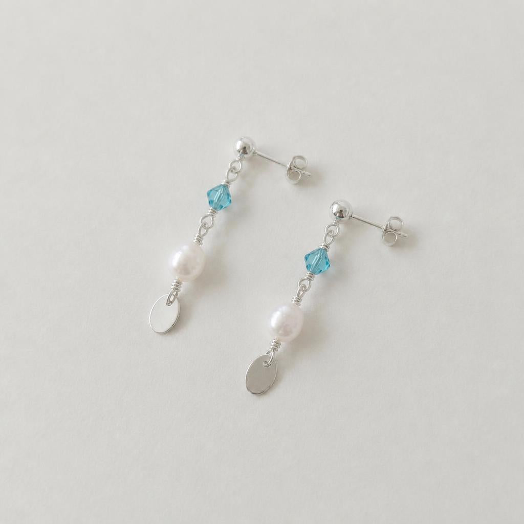 Minimal Pearl Dangles Silver