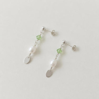 Minimal Pearl Dangles Silver