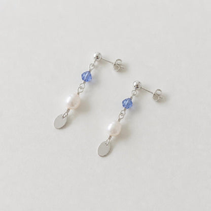 Minimal Pearl Dangles Silver