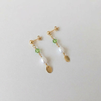 Minimal Pearl Dangles Gold